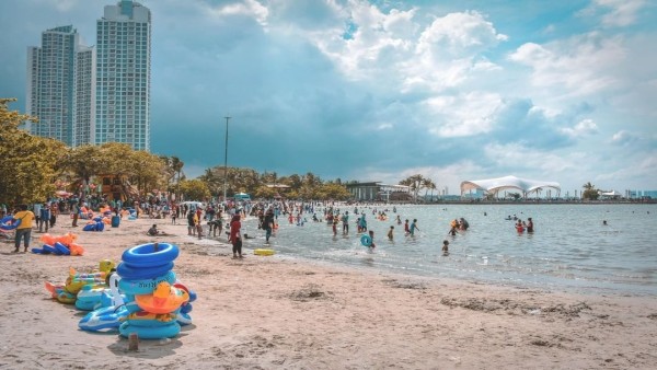 Pantai Ancol-1633083397