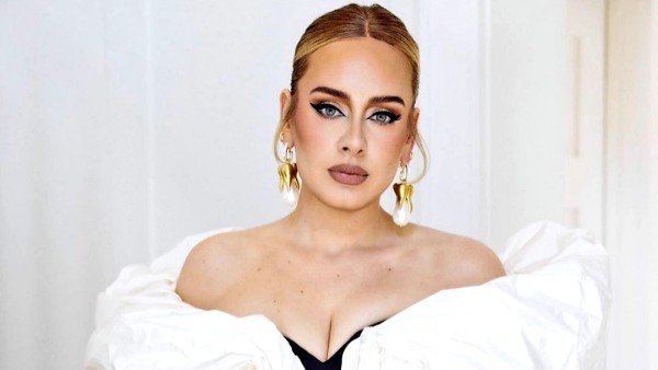 Adele (Instagram)-1637388759
