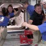 Arsip - Kru dua anggota JAXA astronot Akihiko Hoshide dari Jepang-1668754104