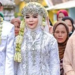 Ibu mertua selingkuh dengan menantu-1672469571