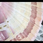 Rupiah pada Kamis menguat 100 poin jadi Rp14.975 per dolar AS-1689233226