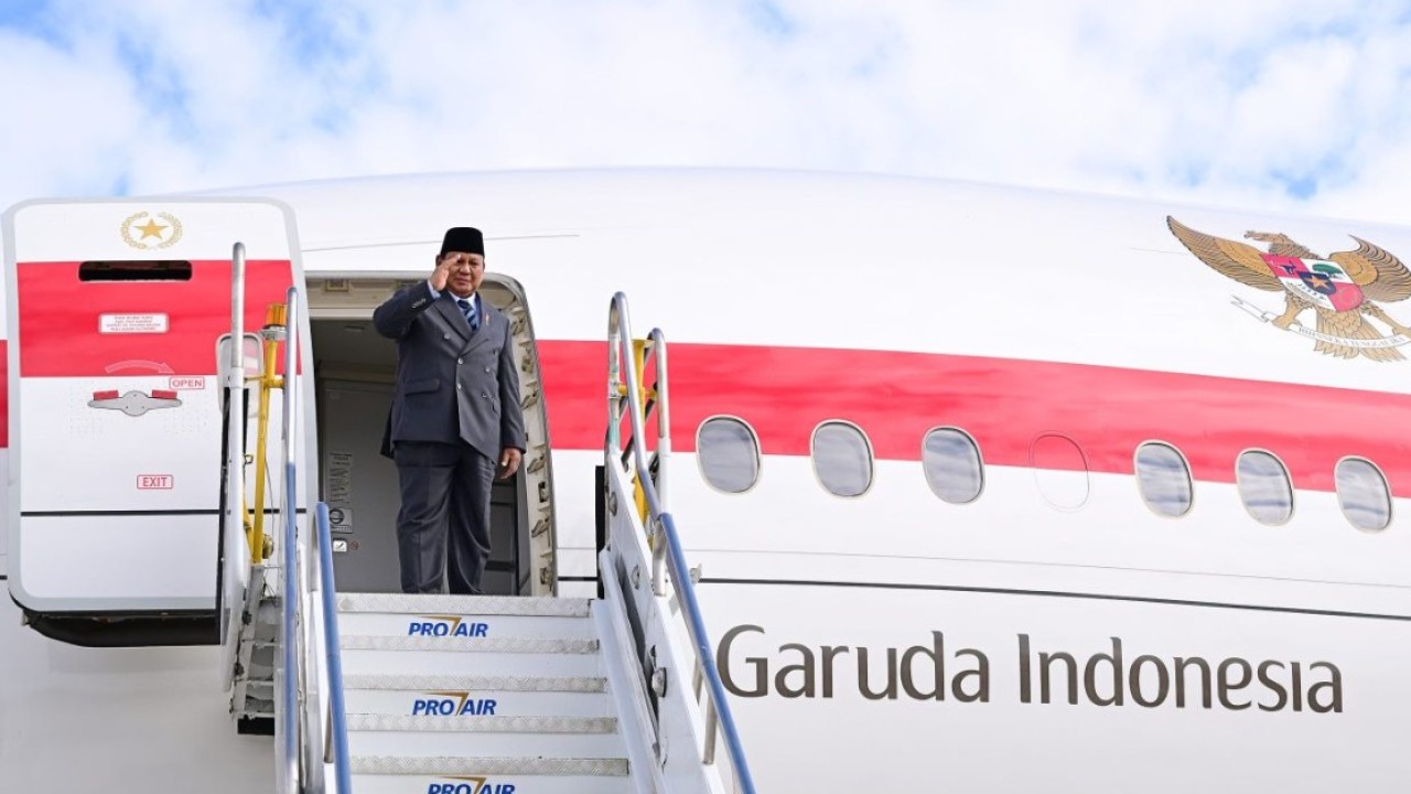 Presiden Prabowo Subianto bertolak menuju Ibu Kota Brasil, Brasilia, pada Senin, 7 Juli 2025. (Foto: BPMI Setpres/Muchlis Jr)