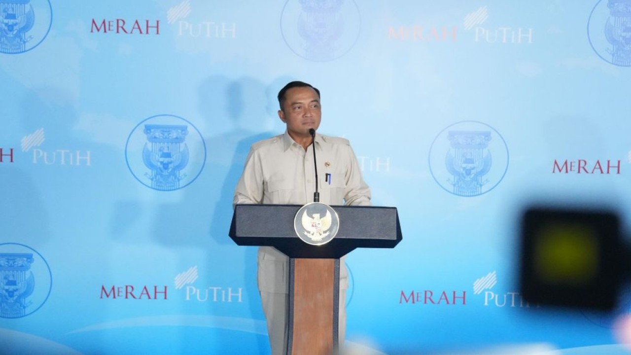 Menteri Sekretaris Negara (Mensesneg) Prasetyo Hadi, dalam konferensi pers di Hambalang, Bogor, Jawa Barat, Selasa (6/1/2026). (Foto: Istimewa)