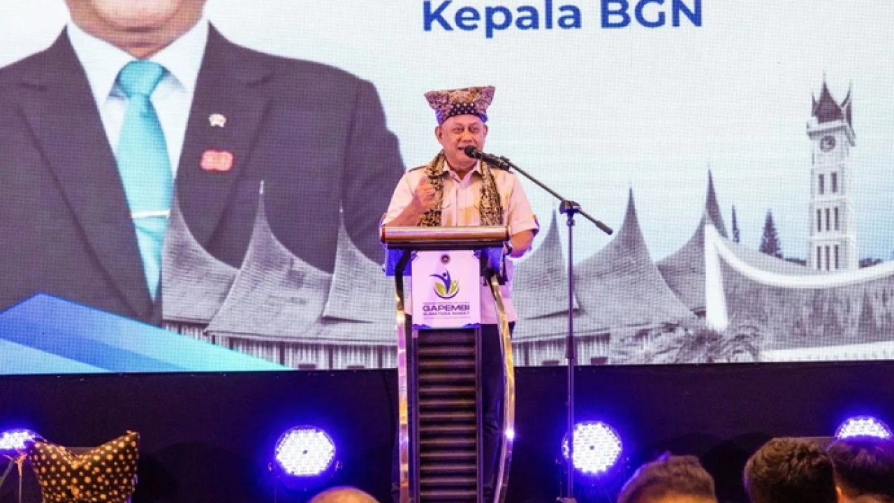 Kepala BGN Dadan Hindayana memaparkan manfaat MBG di Kota Padang, Rabu, (22/4/2026). ANTARA/Muhammad Zulfikar (Antara)