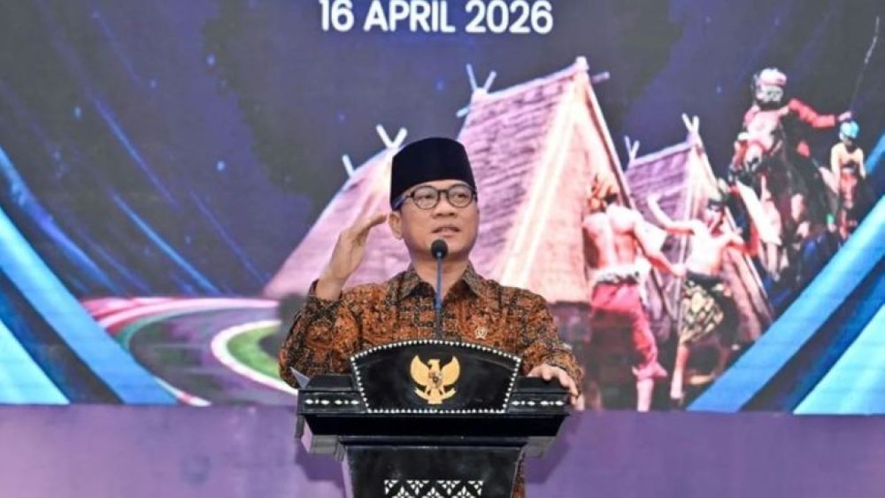 Menteri Desa dan Pembangunan Daerah Tertinggal (Mendes PDT) Yandri Susanto memaparkan strategi memeratakan ekonomi desa dalam Musrenbang Provinsi Nusa Tenggara Barat di Mataram, Kamis (16/4/2026). (Foto: ANTARA/HO-Diskominfotik NTB)