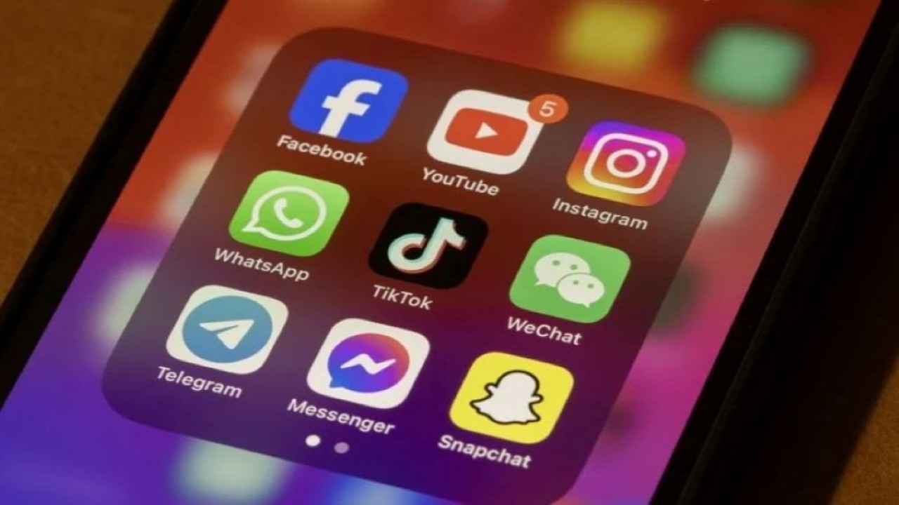 Pemerintah Australia berencana menguji secara menyeluruh undang-undang yang melarang platform seperti Instagram dan YouTube yan memberikan akun kepada anak di bawah usia 16 tahun. (Foto: Istimewa)
