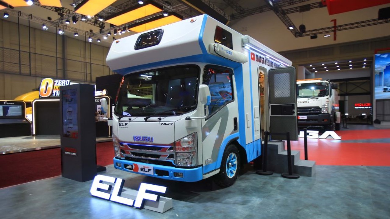 Isuzu tampilkan ELF NLR Campervan di GIIAS 2026. (Foto: Dok/Istimewa)
