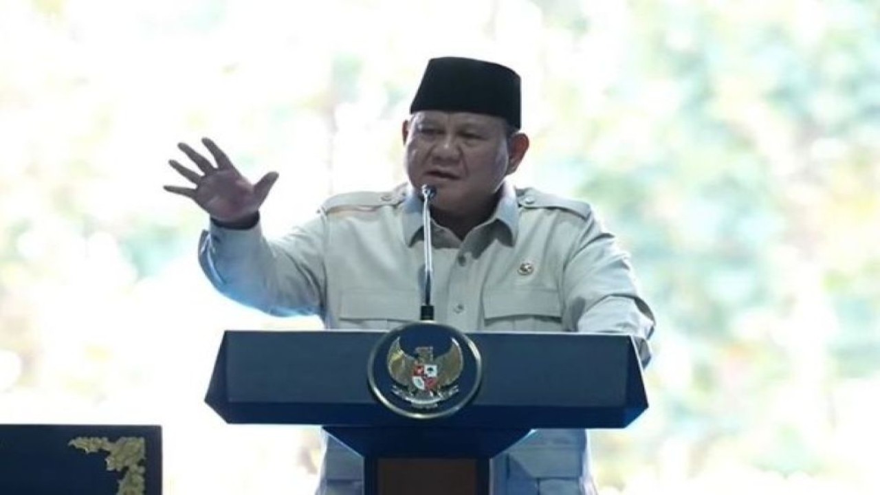 Presiden Prabowo Subianto meresmikan groundbreaking 10 gudang ketahanan pangan, peluncuran operasional Satuan Pelayanan Pemenuhan Gizi (SPPG) Polri, serta panen raya jagung di Tuban, Jawa Timur, Sabtu, 16 Mei 2026. (Foto: Istimewa)