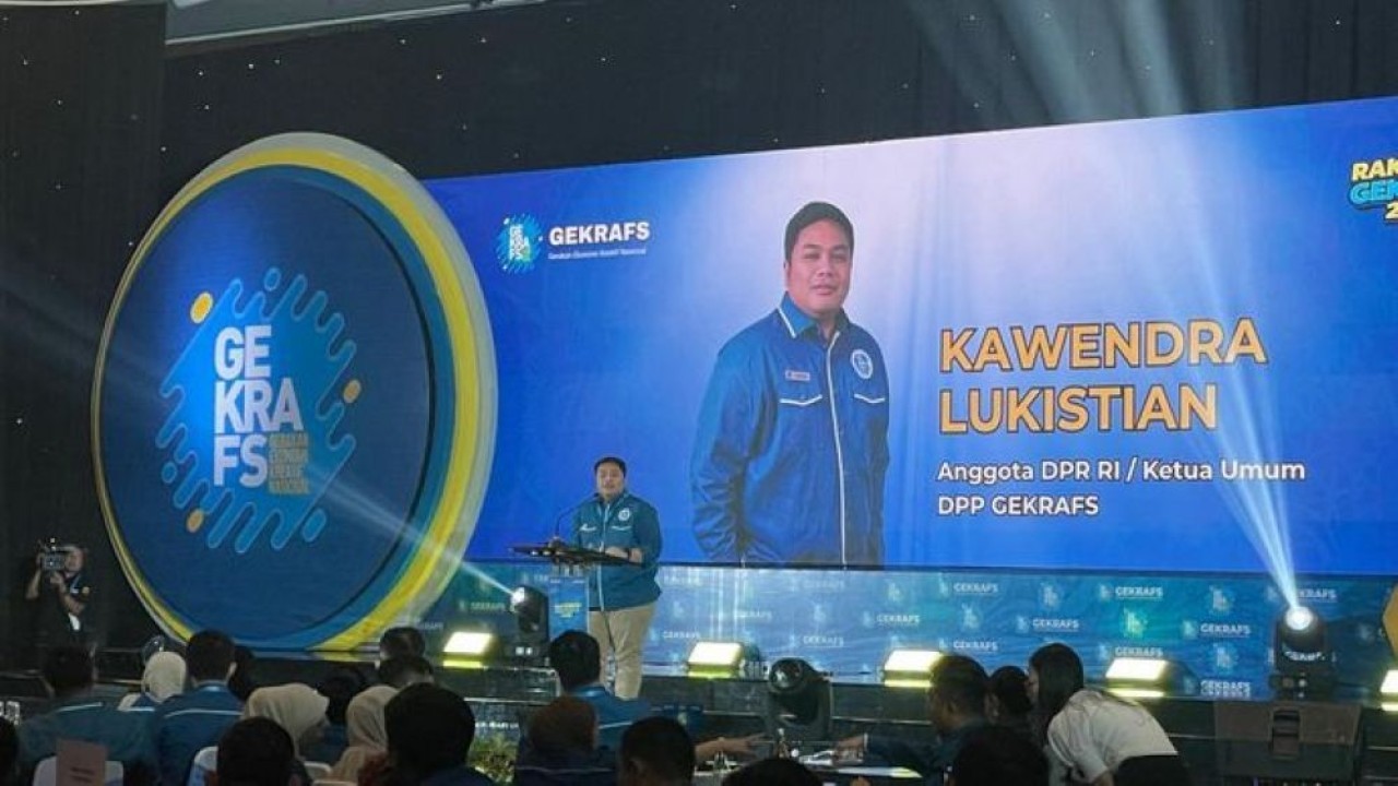 Ketua Umum Gekrafs, Kawendra Lukistian