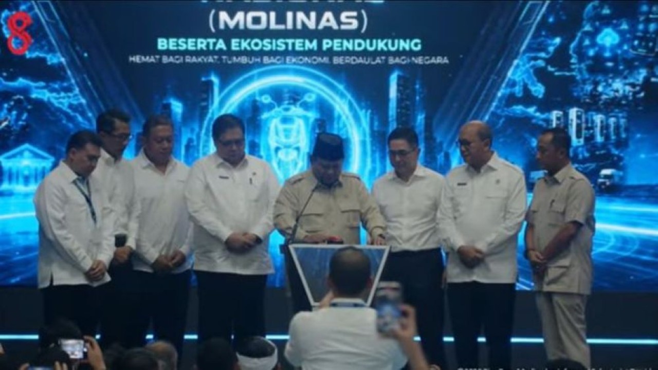 Presiden Prabowo Subianto meresmikan Ekosistem Motor Listrik Nasional (Molinas) di fasilitas produksi PT Ilectra Motor Group (ALVA), Cikarang, Bekasi, Jawa Barat, Kamis, 13 Agustus 2026. (Foto: Istimewa)