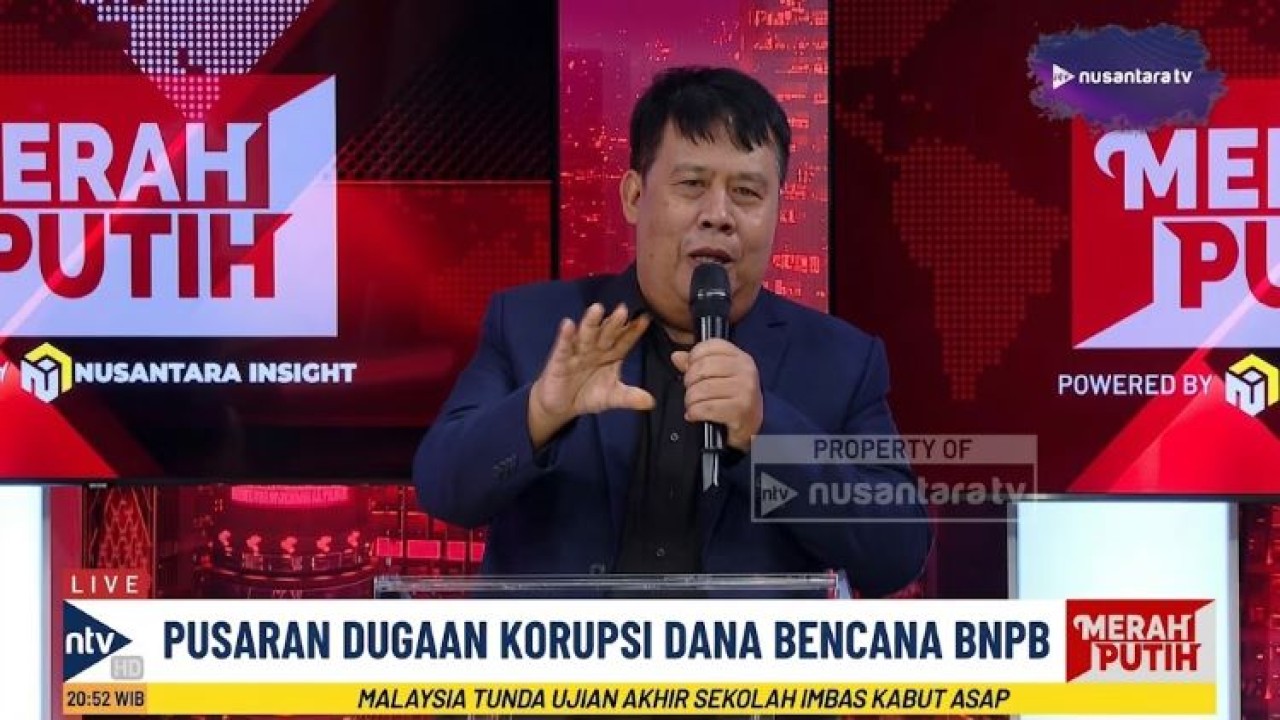 Direktur Eksekutif Center for Budget Analysis, Uchok Sky Khadafi dalam program MERAH PUTIH di Nusantara TV