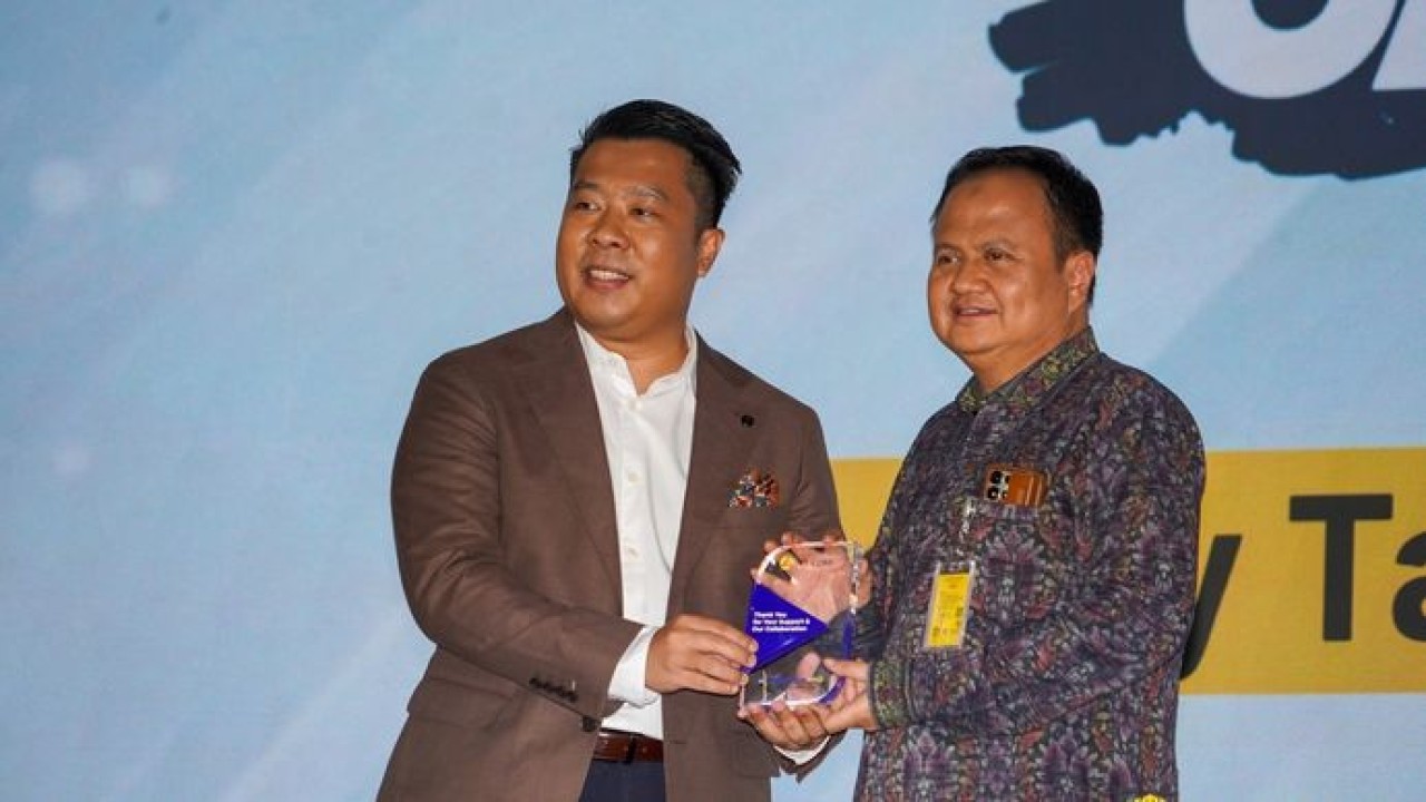 Direktur Utama Nusantara TV, Randy Monthonaro Tampubolon berharap mahasiswa Universitas Indonesia dapat memahami pentingnya literasi keuangan sejak masa kuliah.