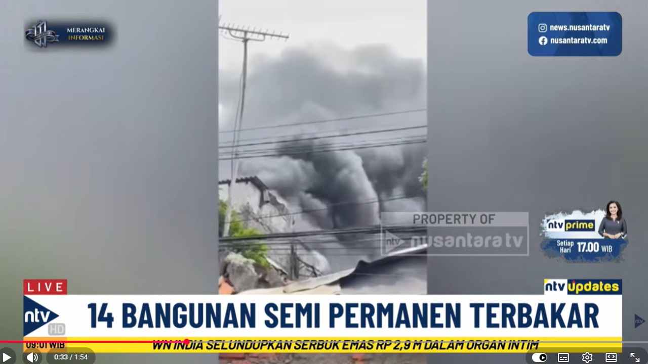 Kebakaran melanda kawasan permukiman padat penduduk di Jalan Kesederhanaan, Tamansari, Jakarta Barat